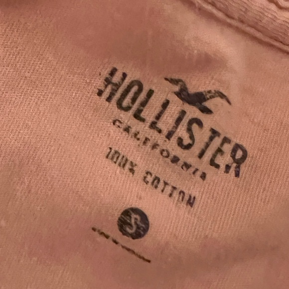 Hollister T-Shirt - Picture 2 of 2